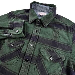 Wallace & Barnes Heavyweight Plaid Flannel Shirt Mens Size S Long Sleeve Outdoor